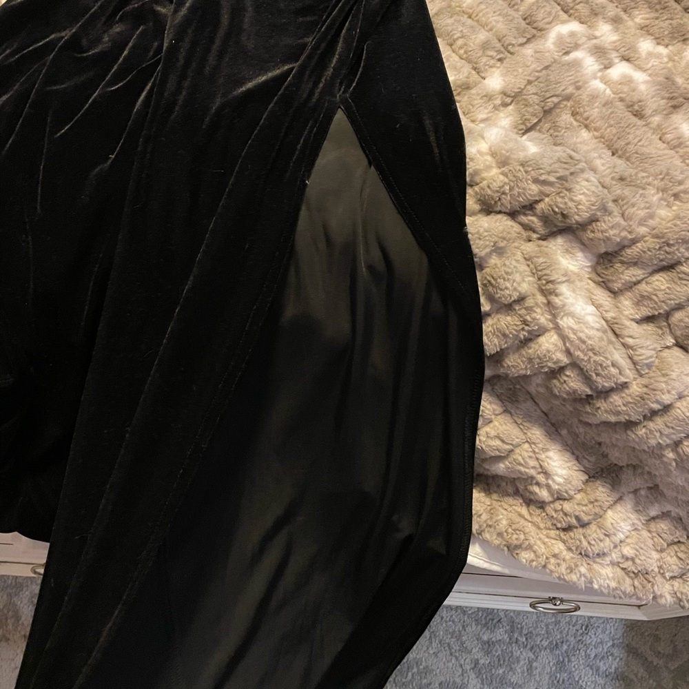 Black velvet flare pant with high slit